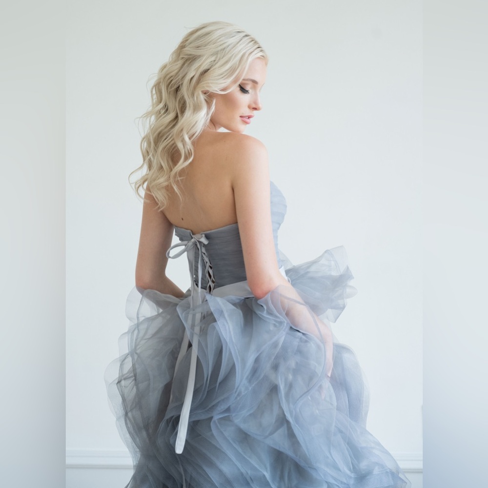 Gray Ruffle Sweetheart Dress - Picture 5 of 5